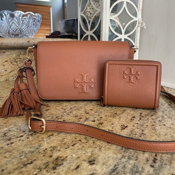 Tory Burch Handbags - New Tory Burch set ❤️